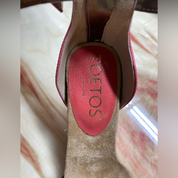 Toetos Wedge Ankle Strap Sandals - Picture 6 of 12